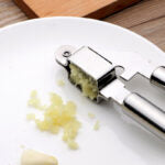 Eco-Friendly Stainless Steel Manual Operate Garlic Press